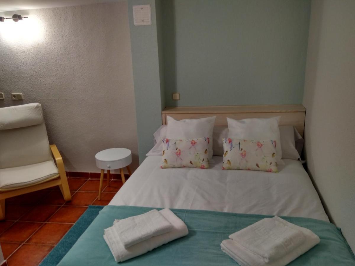 La Calleja Del Canchal 아레나스 데 산 페드로 외부 사진